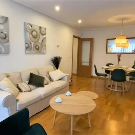 La Casa De Cristina Y Nerea - * ريباذيسييّا